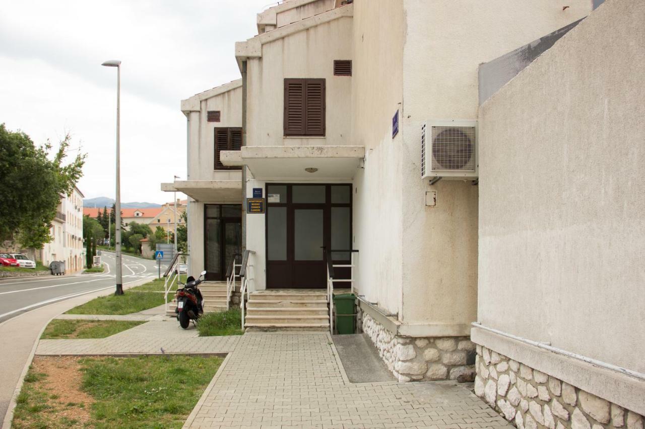 סנג' Studio Apartman Dida Bozo מראה חיצוני תמונה